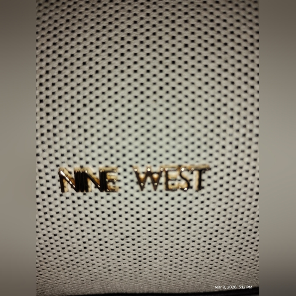 NINE WEST: BLACK SHOULDER BAG - Picture 3 of 15